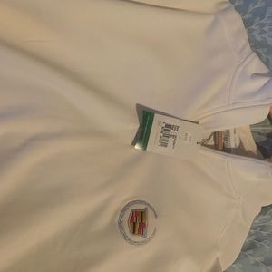 New with tags ,Cutter and Buck Cadillac lightweight pullover shirt